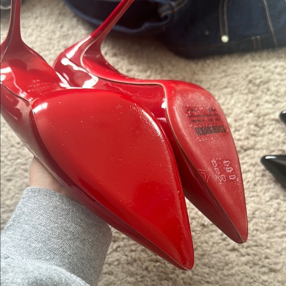 CL - Kate and Hot Chick Style - Women's Red and Black Pump Set - Picture 8 of 8